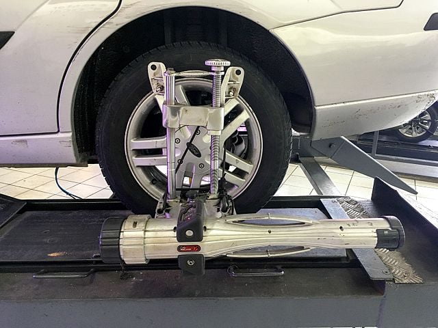 Wheel Alignment on a Ford Focus
